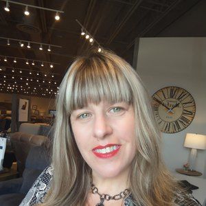 Meet your Posher, Deanna